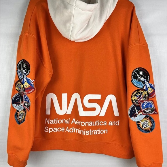 Buzz Aldrin Pacsun Orange Hooded Sweatshirt Large Hoodie Pullover NASA Patches - Picture 2 of 9